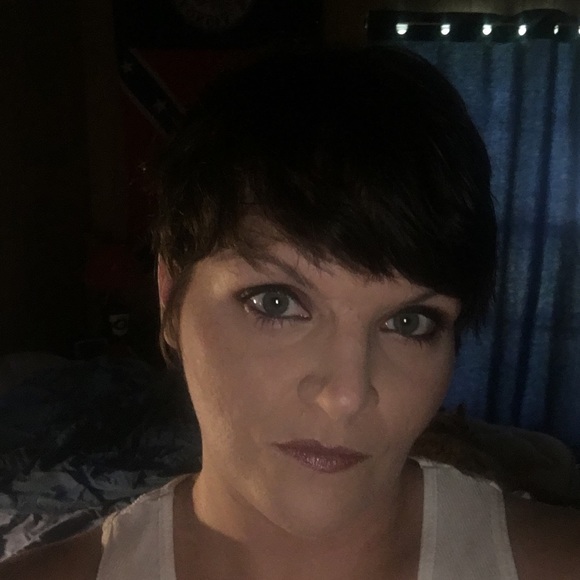 nellyglover2111